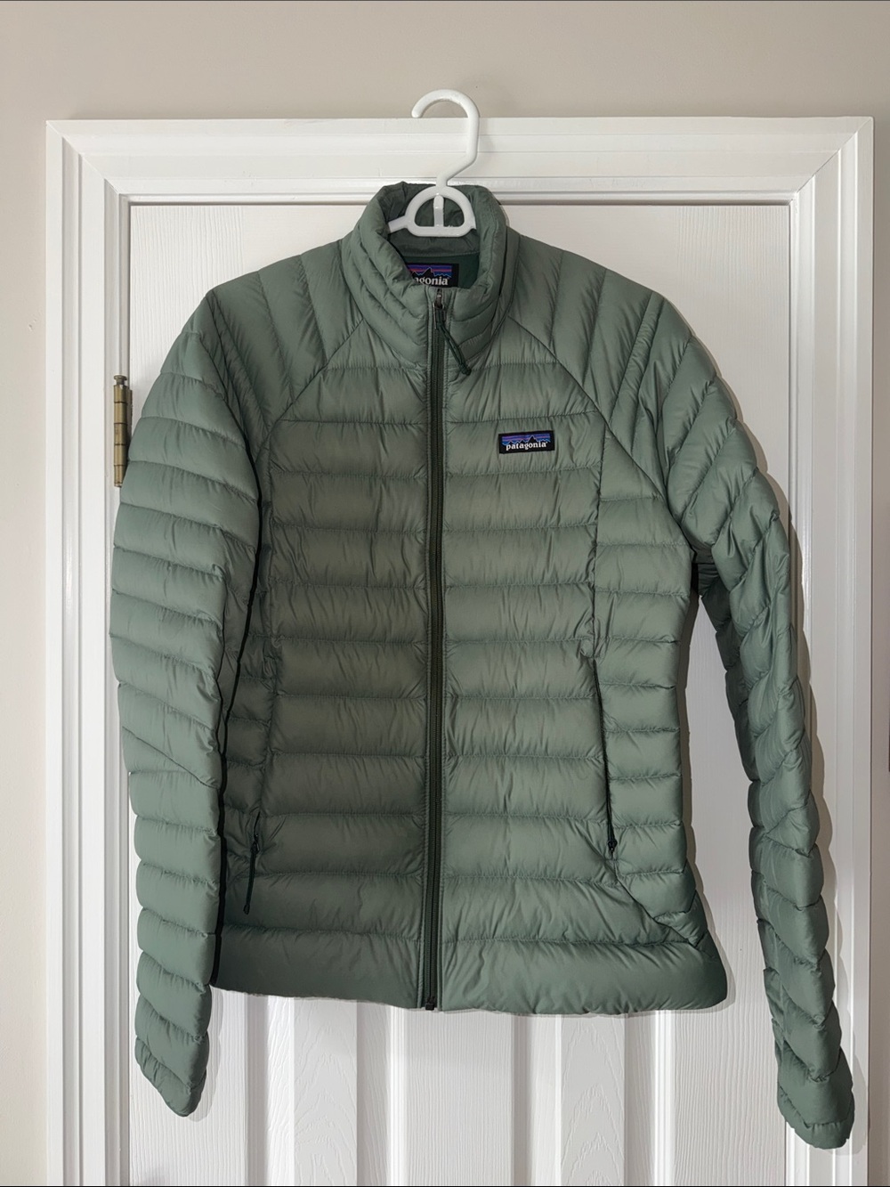 Patagonia Women's Down Sweater Jacket - Sage Green